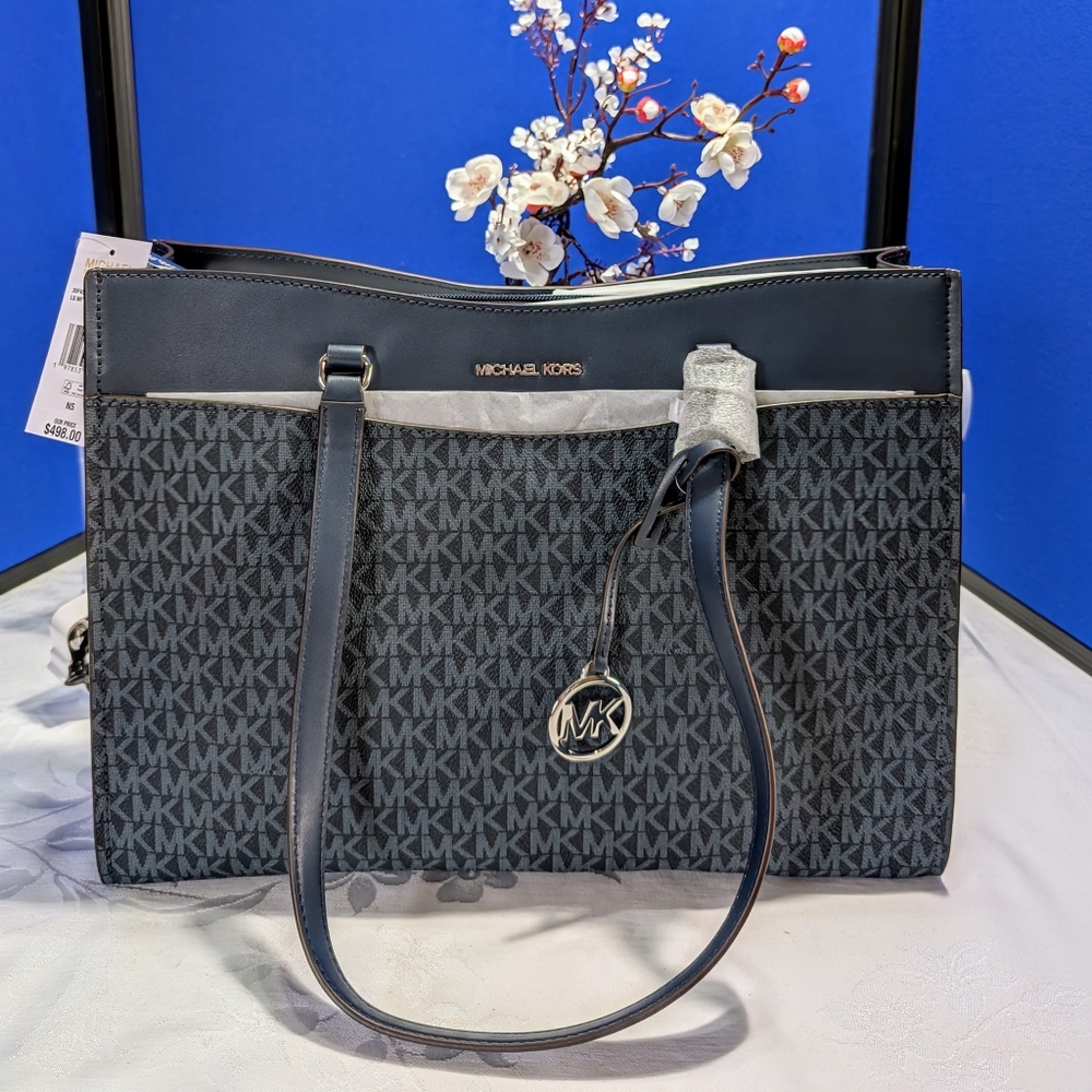 Michael Kors Jet Set Travel Admiral Large Black Signature Tote Bag